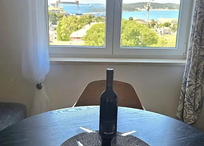 Vista Porto * بولا